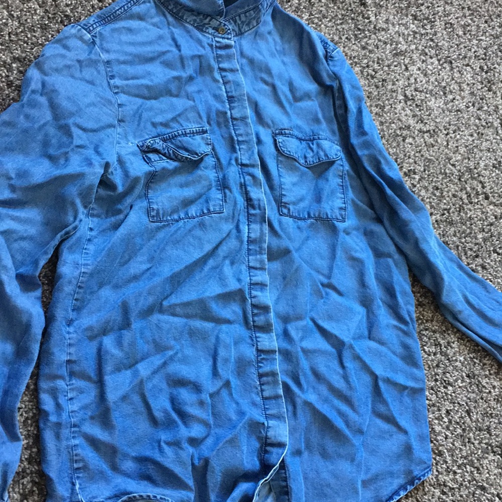 Forever 21 medium denim button up shirt.